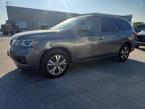2019 NISSAN PATHFINDER SL  