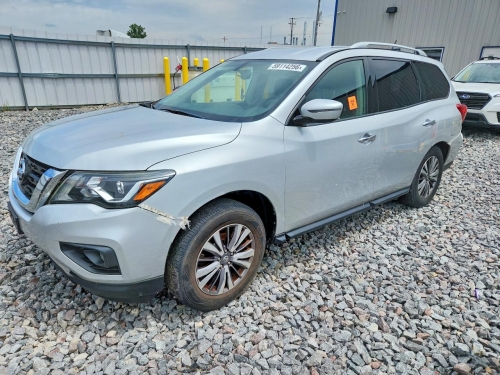 2018 NISSAN PATHFINDER SV  