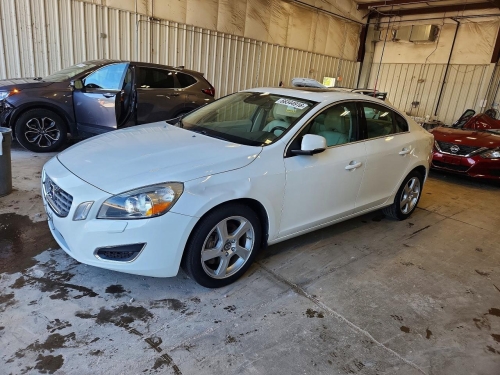 2013 VOLVO S60 T5  