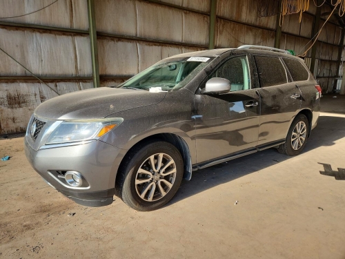 2016 NISSAN PATHFINDER SV  