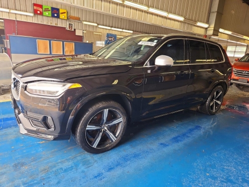 2016 VOLVO XC90 T6  
