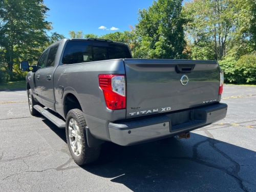 2017 NISSAN TITAN XD SL