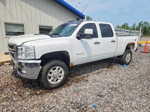 2013 CHEVROLET SILVERADO K2500 HEAVY DUTY LT  