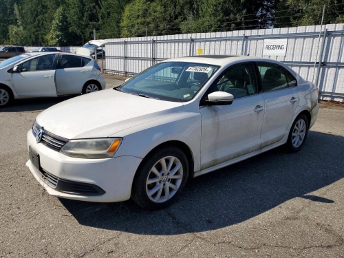 2013 VOLKSWAGEN JETTA SE  