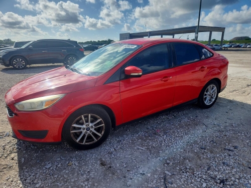 2017 FORD FOCUS SE  