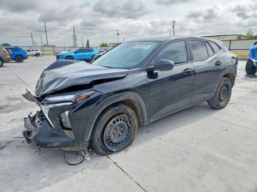 2025 CHEVROLET TRAX LS  