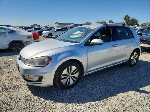 2016 VOLKSWAGEN E-GOLF SE  