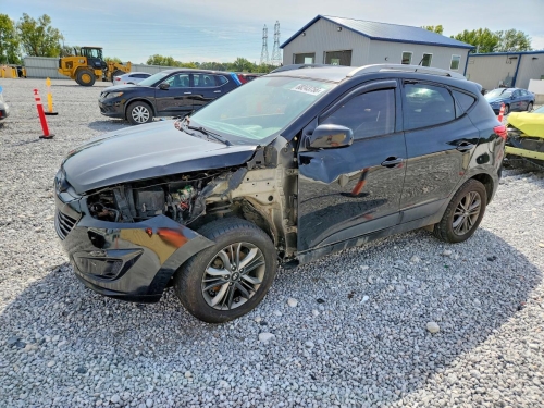 2014 HYUNDAI TUCSON SE  