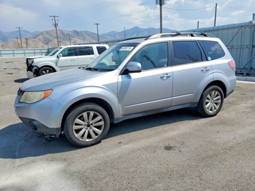 2013 SUBARU FORESTER 2.5X PREMIUM  