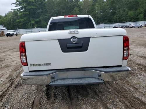 2013 NISSAN FRONTIER S