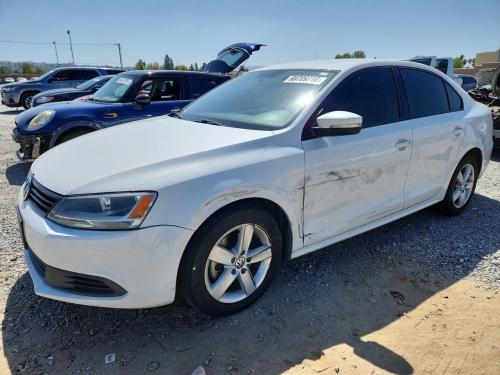 2014 VOLKSWAGEN JETTA SE  