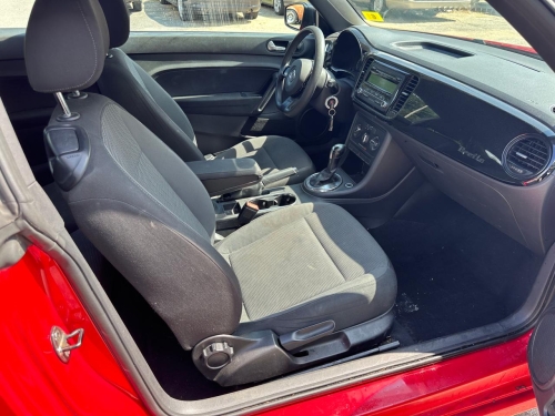 2014 VOLKSWAGEN BEETLE 