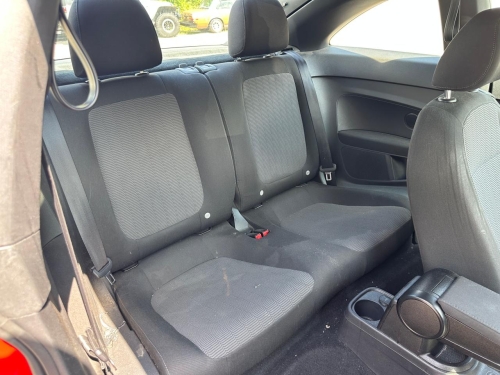2014 VOLKSWAGEN BEETLE 
