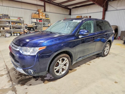 2015 MITSUBISHI OUTLANDER SE  