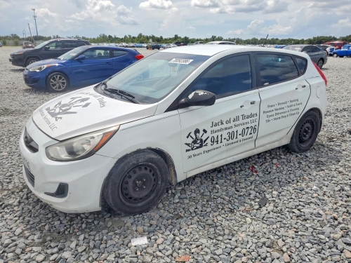 2013 HYUNDAI ACCENT GS  