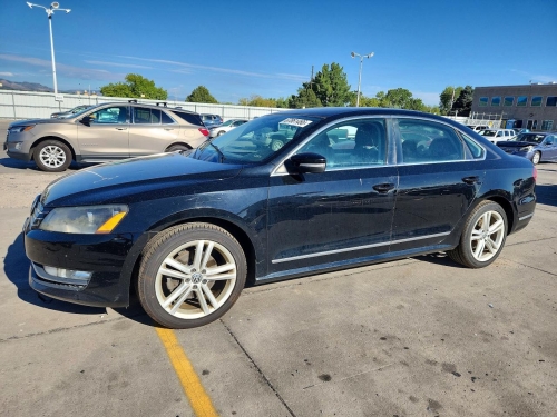 2013 VOLKSWAGEN PASSAT SE  