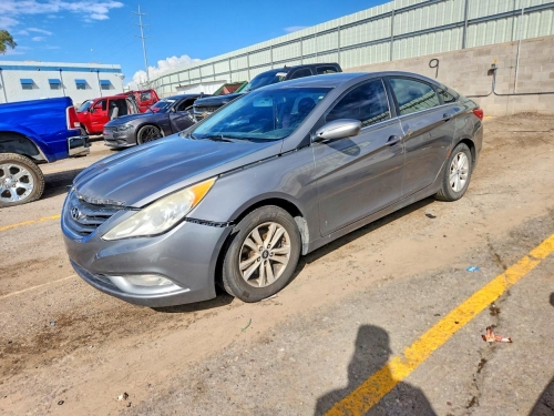 2013 HYUNDAI SONATA GLS  