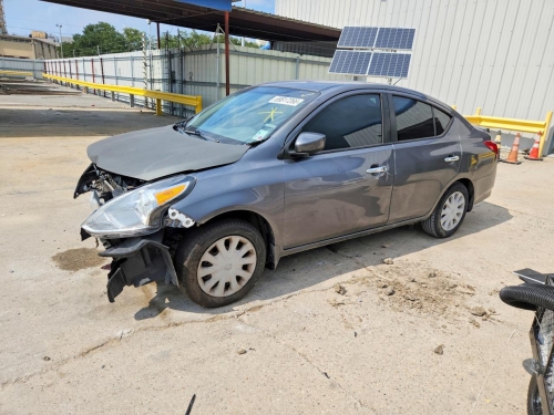2019 NISSAN VERSA SV  