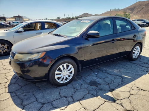 2013 KIA FORTE LX  