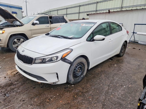 2017 KIA FORTE LX  