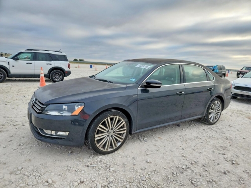 2014 VOLKSWAGEN PASSAT SE  