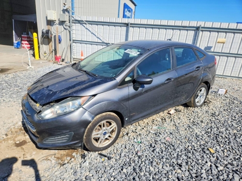 2017 FORD FIESTA SE  