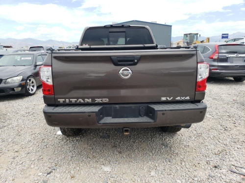 2017 NISSAN TITAN XD SL
