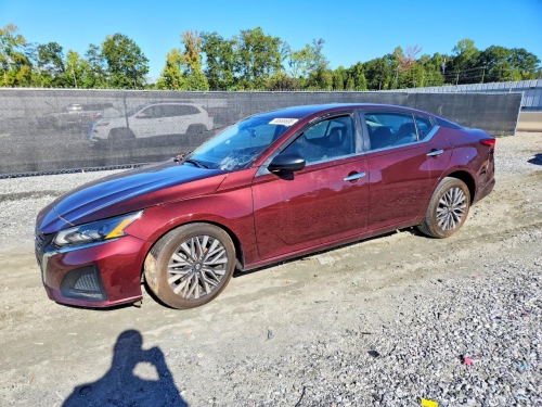 2024 NISSAN ALTIMA SV  