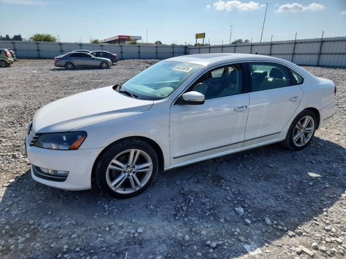 2014 VOLKSWAGEN PASSAT SE  