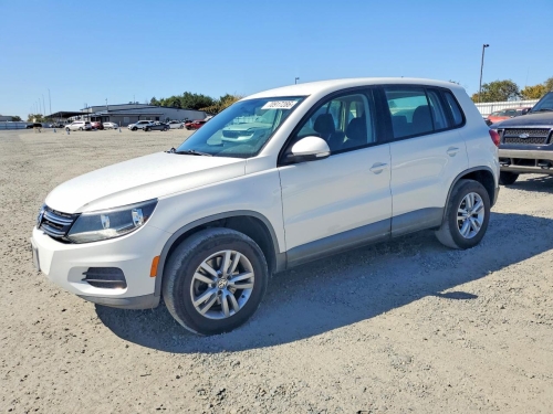 2013 VOLKSWAGEN TIGUAN S  