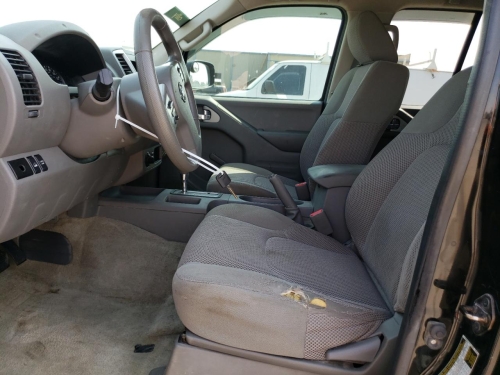 2015 NISSAN FRONTIER S