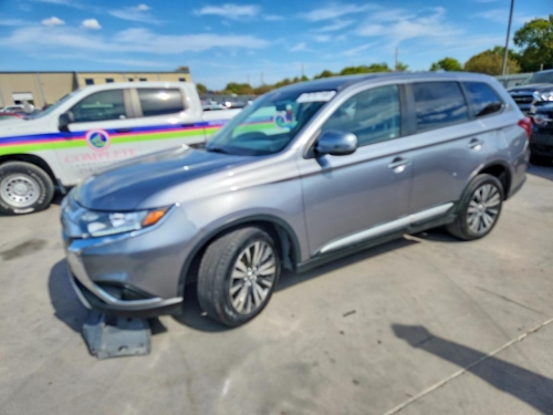 2019 MITSUBISHI OUTLANDER SE  