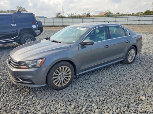 2016 VOLKSWAGEN PASSAT SE  