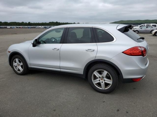 2013 PORSCHE CAYENNE 