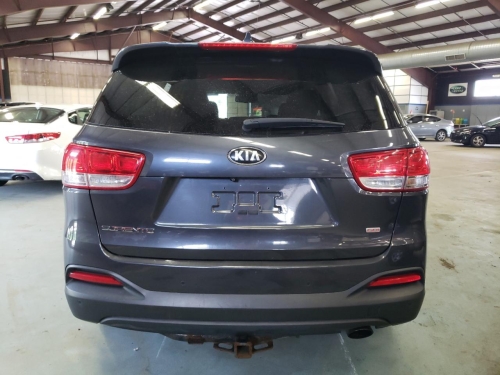 2017 KIA SORENTO LX