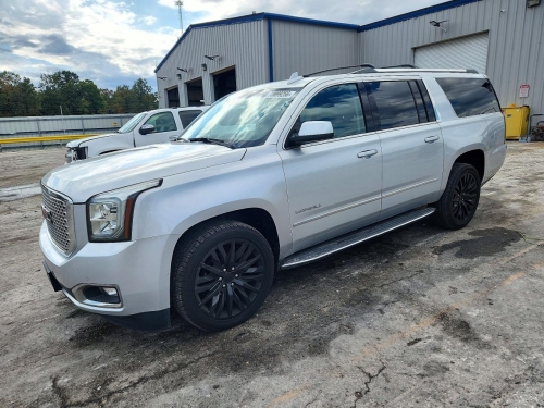 2017 GMC YUKON XL DENALI  