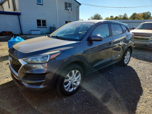 2020 HYUNDAI TUCSON SE  