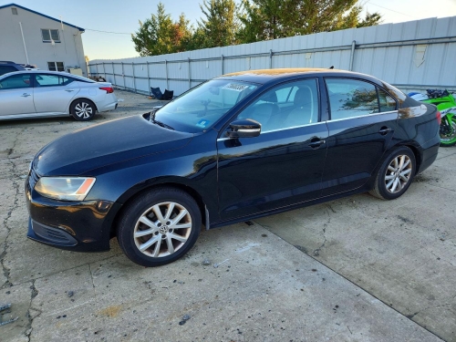 2014 VOLKSWAGEN JETTA SE  