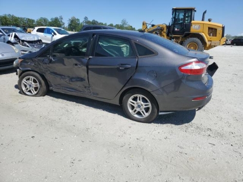 2017 FORD FIESTA SE