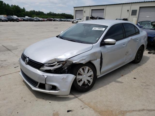 2014 VOLKSWAGEN JETTA SE