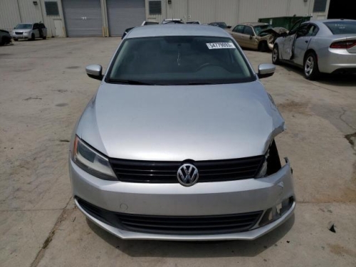 2014 VOLKSWAGEN JETTA SE