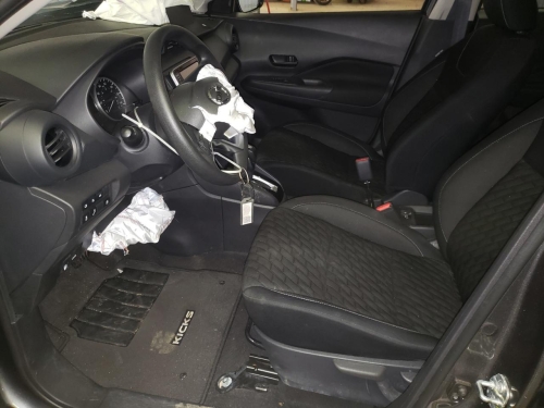 2021 NISSAN KICKS S