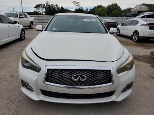 2016 INFINITI Q50 BASE
