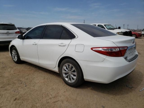 2016 TOYOTA CAMRY LE