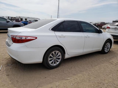 2016 TOYOTA CAMRY LE
