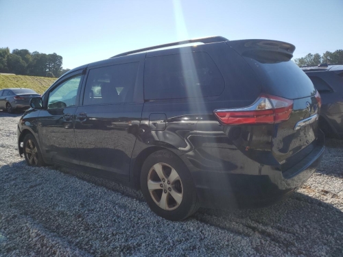 2015 TOYOTA SIENNA LE