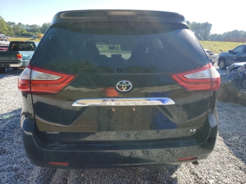 2015 TOYOTA SIENNA LE