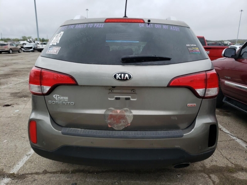 2015 KIA SORENTO LX