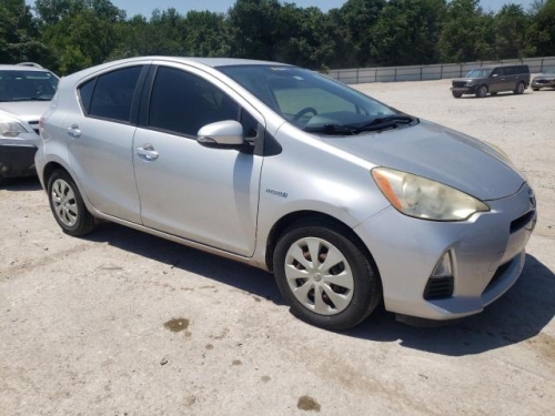2014 TOYOTA PRIUS C 