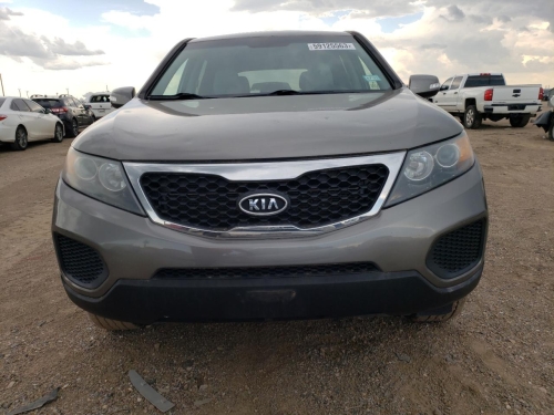 2013 KIA SORENTO LX